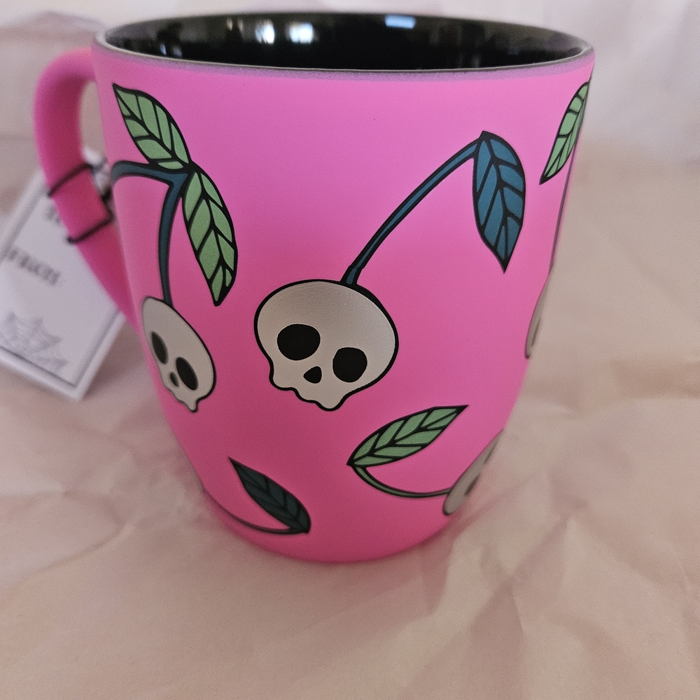 Pink Skull and Leaf Mug